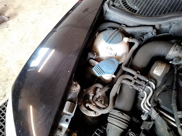 moteur et réservoir d'eau essuie glace SKODA OCTAVIA II Combi (1Z5)