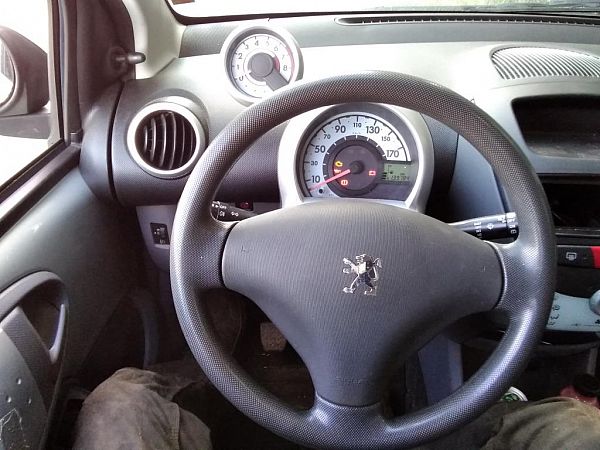 Steering wheel - airbag type (airbag not included) PEUGEOT 107 (PM_, PN_)