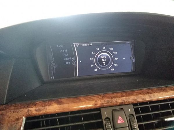 Multi screen / display BMW 5 Touring (E61)