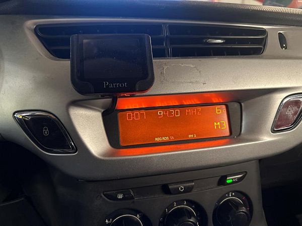 Wyświetlacz radia i akcesoria audio CITROËN C3 II (SC_)