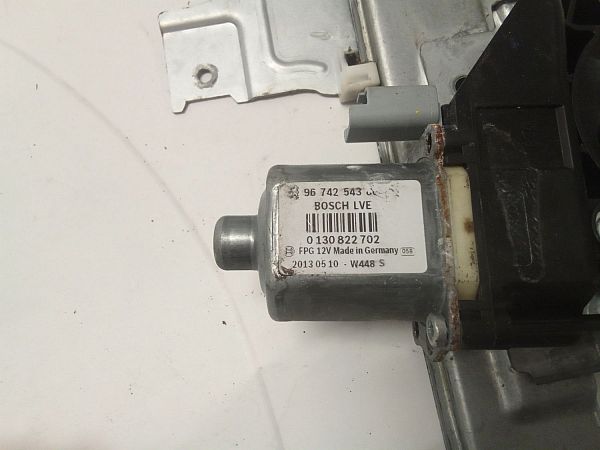 Window regulator motor PEUGEOT 2008 I (CU_)