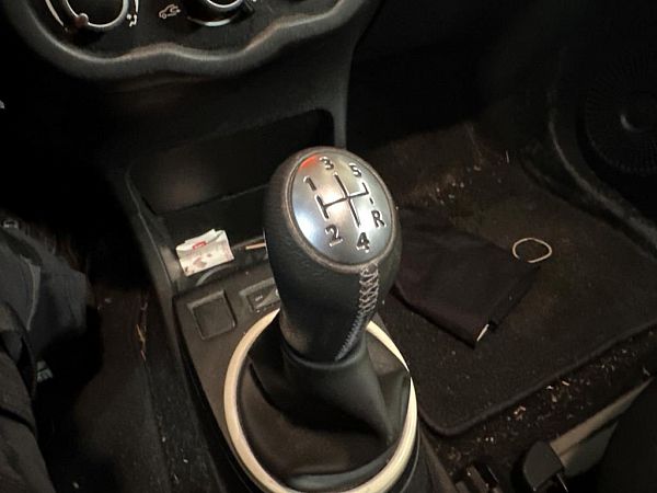 Gałka zmiany biegów RENAULT TWINGO III (BCM_)