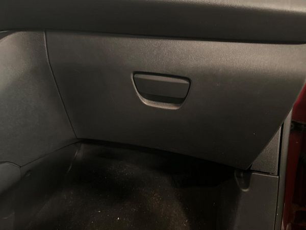 Handskerum PEUGEOT 208 I (CA_, CC_)