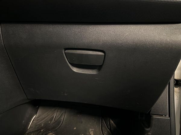 Handskerum PEUGEOT 2008 I (CU_)