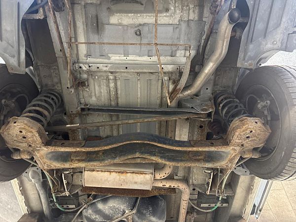 Hinterachse kpl., ohne Differenzial PEUGEOT EXPERT Van (VF3A_, VF3U_, VF3X_)