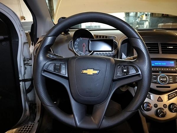 Stuurwiel – de airbag is niet inbegrepen CHEVROLET AVEO Hatchback (T300)