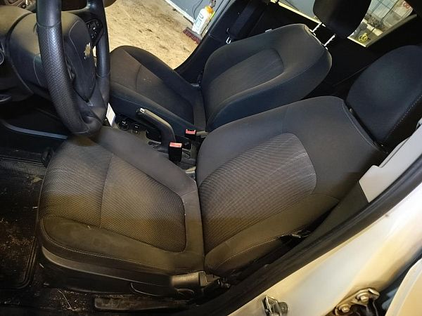 sièges avant 4 portes CHEVROLET AVEO Hatchback (T300)