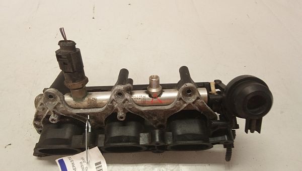 Rail bro / indsprøjtningsdyserør AUDI A6 Avant (4F5, C6)