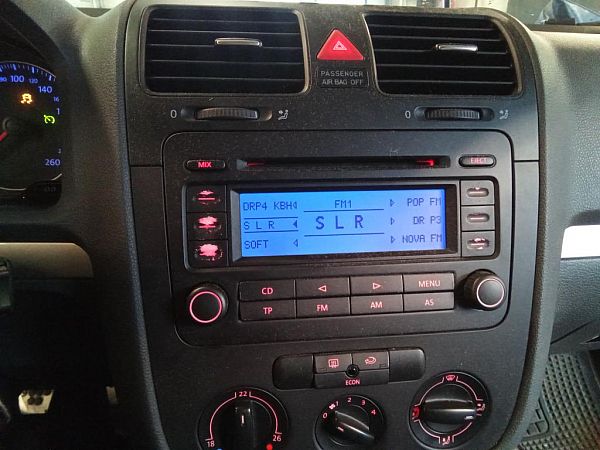 Audio VW GOLF V (1K1)