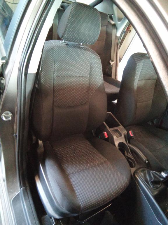 Front seats - 4 doors HYUNDAI i30 (FD)