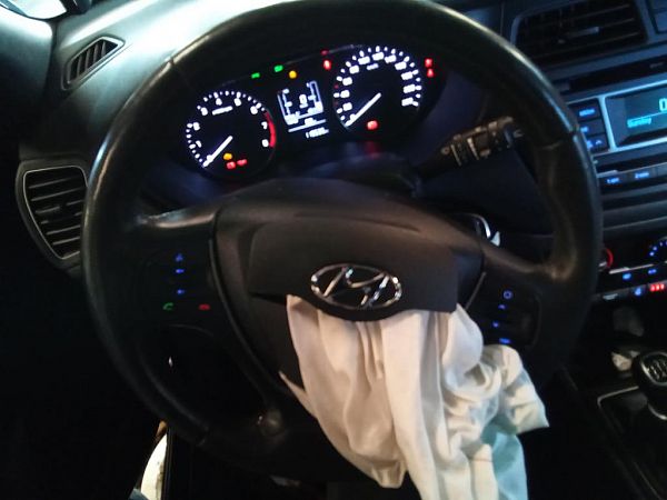 Ratt - (airbag medfølger ikke) HYUNDAI i20 Coupe (GB)
