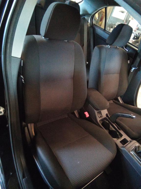 sièges avant 4 portes MITSUBISHI LANCER VIII Sportback (CX_A)