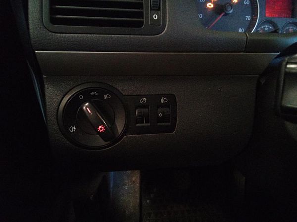 Kontakt - instrumentlys VW TOURAN (1T1, 1T2)