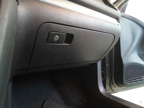 Glove compartment VW GOLF VI (5K1)