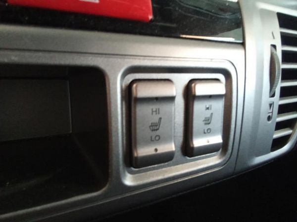 Switch - seat heater HONDA FR-V (BE)