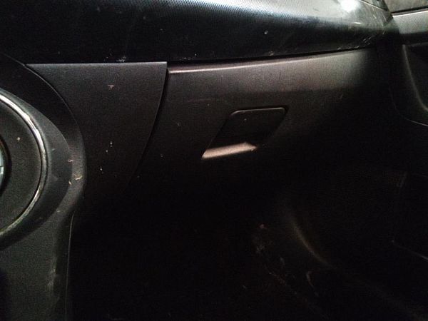Glove compartment MITSUBISHI LANCER VIII Sportback (CX_A)