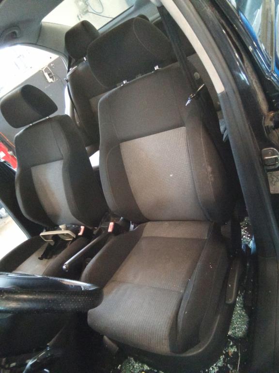 sièges avant 4 portes VW BORA (1J2)