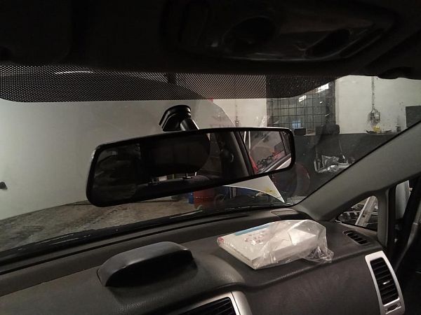 Rear view mirror - internal SUZUKI LIANA Hatchback