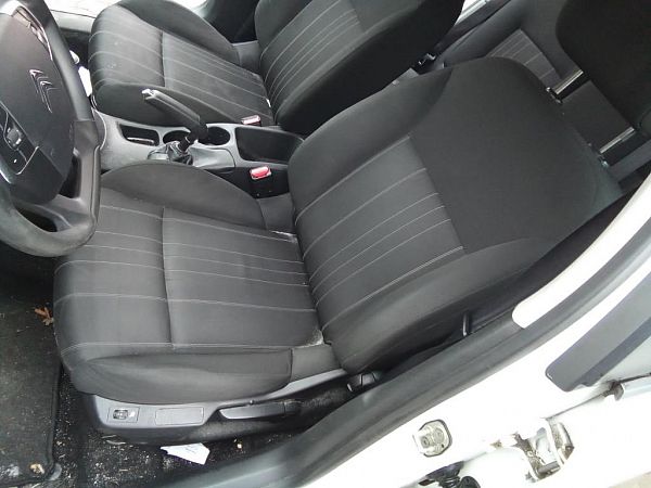 Front seats - 4 doors CITROËN C4 II (B7)