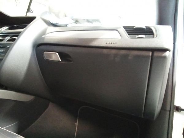 Dashboardkastje / Handschoenenkastje AUDI A4 (8K2, B8)