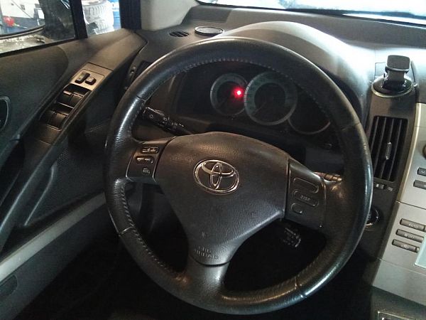 Steering wheel - airbag type (airbag not included) TOYOTA COROLLA Verso (ZER_, ZZE12_, R1_)