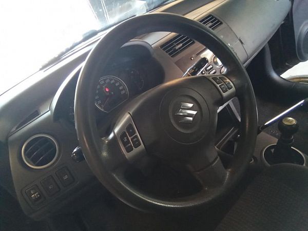 Steering wheel - airbag type (airbag not included) SUZUKI SWIFT III (MZ, EZ)