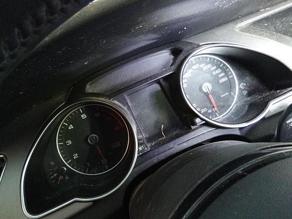 Compteur de vitesse /compte tours AUDI A5 Sportback (8TA)