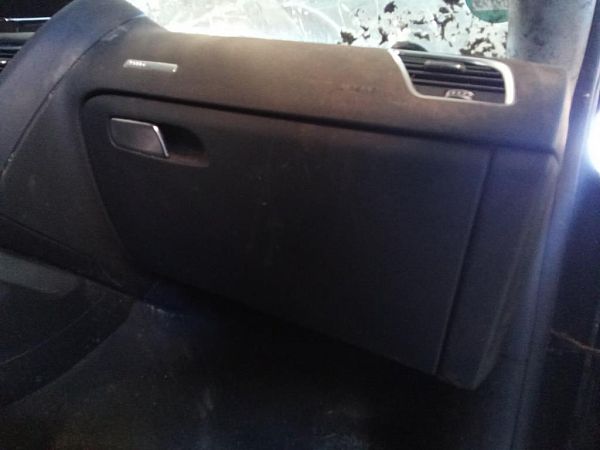 Dashboardkastje / Handschoenenkastje AUDI A5 Sportback (8TA)
