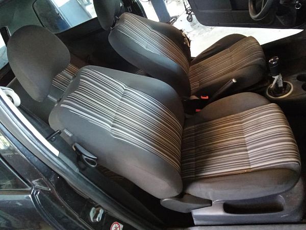 Front seats - 2 doors VW FOX Hatchback (5Z1, 5Z3, 5Z4)