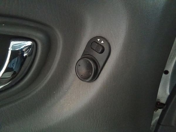 Wing mirror - switch SUZUKI WAGON R+ Hatchback (MM)