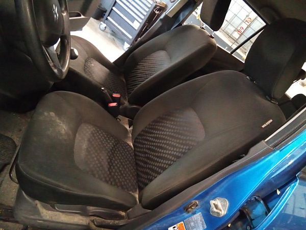 Front seats - 4 doors SUZUKI CELERIO (LF)