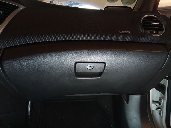Dashboardkastje / Handschoenenkastje CHEVROLET CRUZE Hatchback (J305)