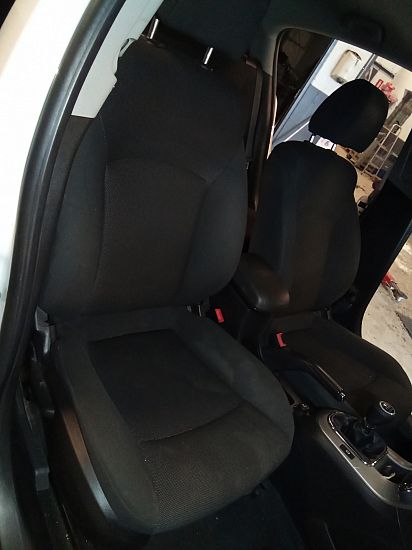 sièges avant 4 portes CHEVROLET CRUZE Hatchback (J305)