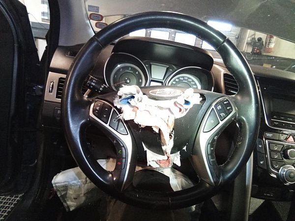 Ratt - (airbag medfølger ikke) HYUNDAI i30 Estate (GD)