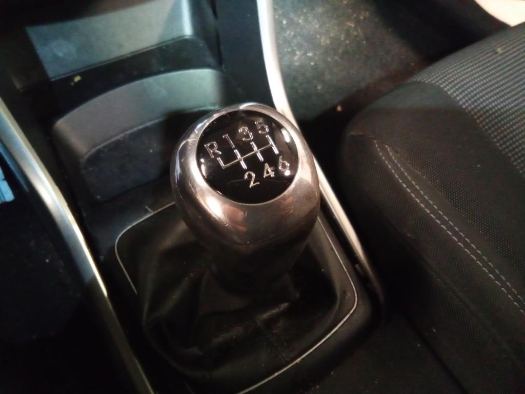Hyundai i30 - Pommeau de levier de vitesse i30