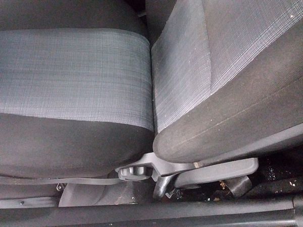 Front seats - 4 doors KIA CEE'D Sportswagon (JD)