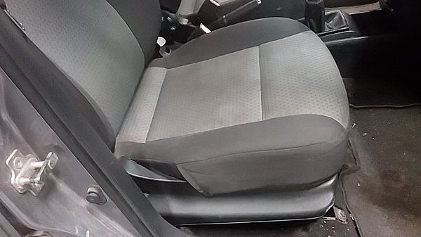 Fotele przednie – 4 drzwi CHEVROLET AVEO / KALOS Hatchback (T250, T255)