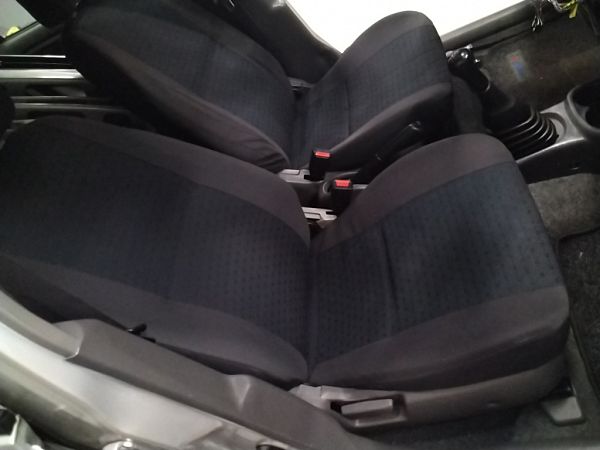 Front seats - 4 doors SUZUKI ALTO (FF)