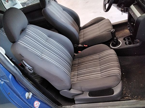 Fotele przednie – 2 drzwi VW FOX Hatchback (5Z1, 5Z3, 5Z4)