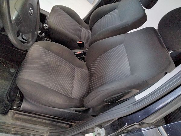 Front seats - 4 doors OPEL MERIVA A MPV (X03)