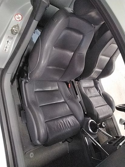 Fotele przednie – 2 drzwi AUDI TT (8N3)