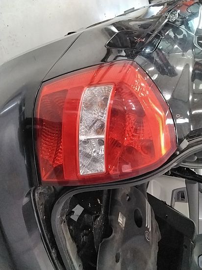 Światła tylne KIA CERATO Hatchback (LD)