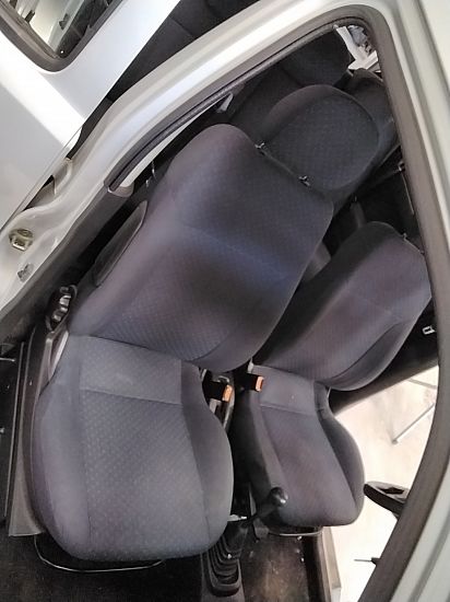 Front seats - 4 doors SUZUKI WAGON R+ Hatchback (MM)
