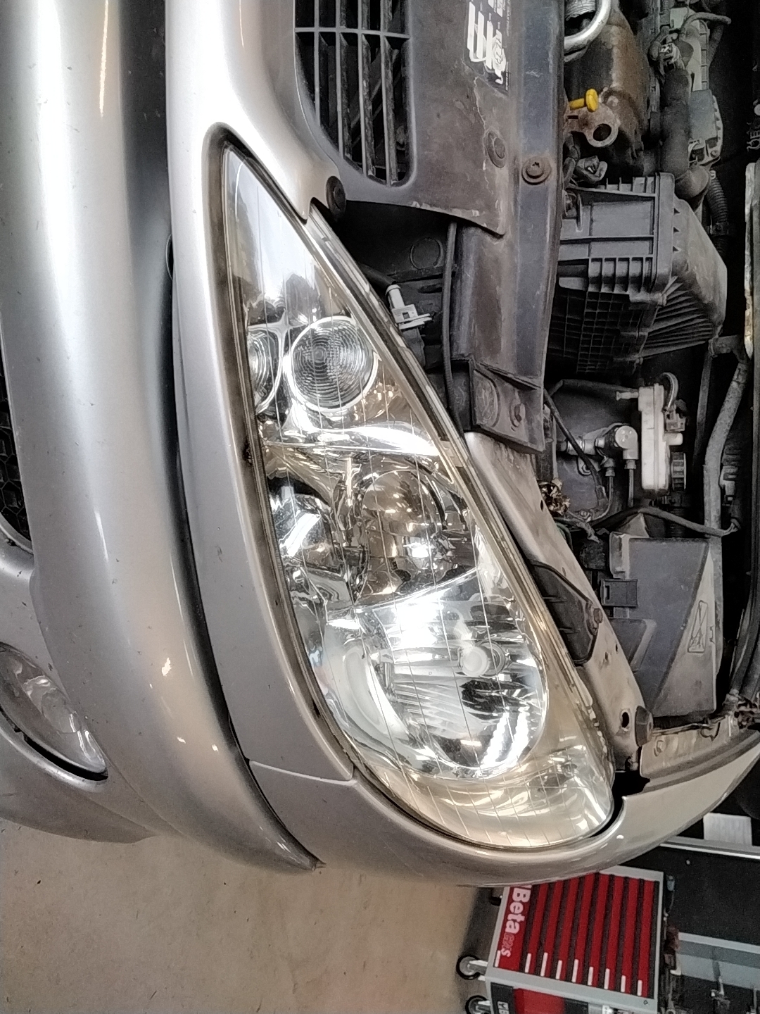 ORIGINAL left headlights Peugeot 206 hatchback (2A/C) 2006 - Picture 1 of 1