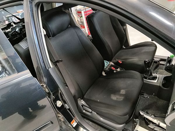 sièges avant 4 portes SUZUKI LIANA Hatchback