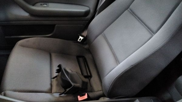 sièges avant 4 portes AUDI A4 Avant (8E5, B6)