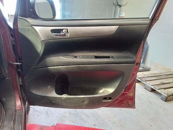 Side coverings TOYOTA AVENSIS VERSO (_M2_)