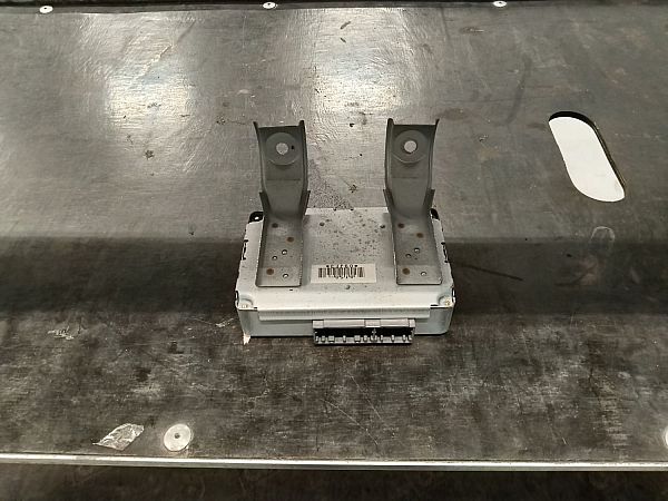 Boitier commande ABS TOYOTA STARLET (_P9_)