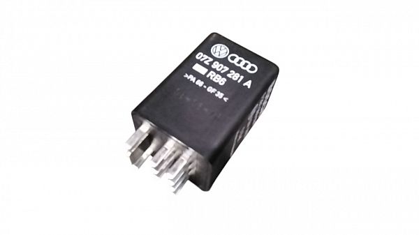 Glow plug pre-heat relay