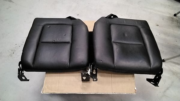 Fotel tylny AUDI TT (8N3)